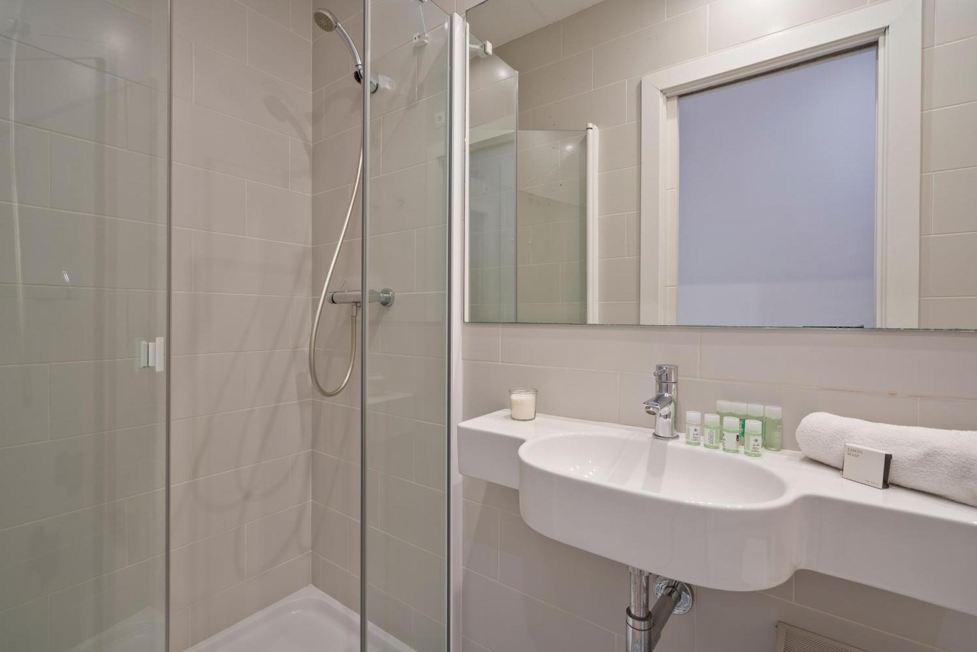 Bcnstop Sant Pau Suites バルセロナ エクステリア 写真